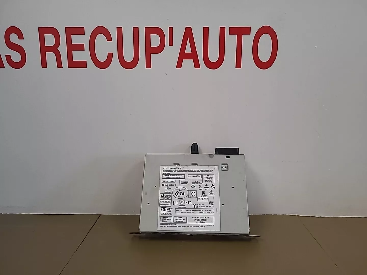 Poste radio avec Bluetooth Bosch CITROËN C3 3 Phase 1 (2016-2020) Ref : 9822730180