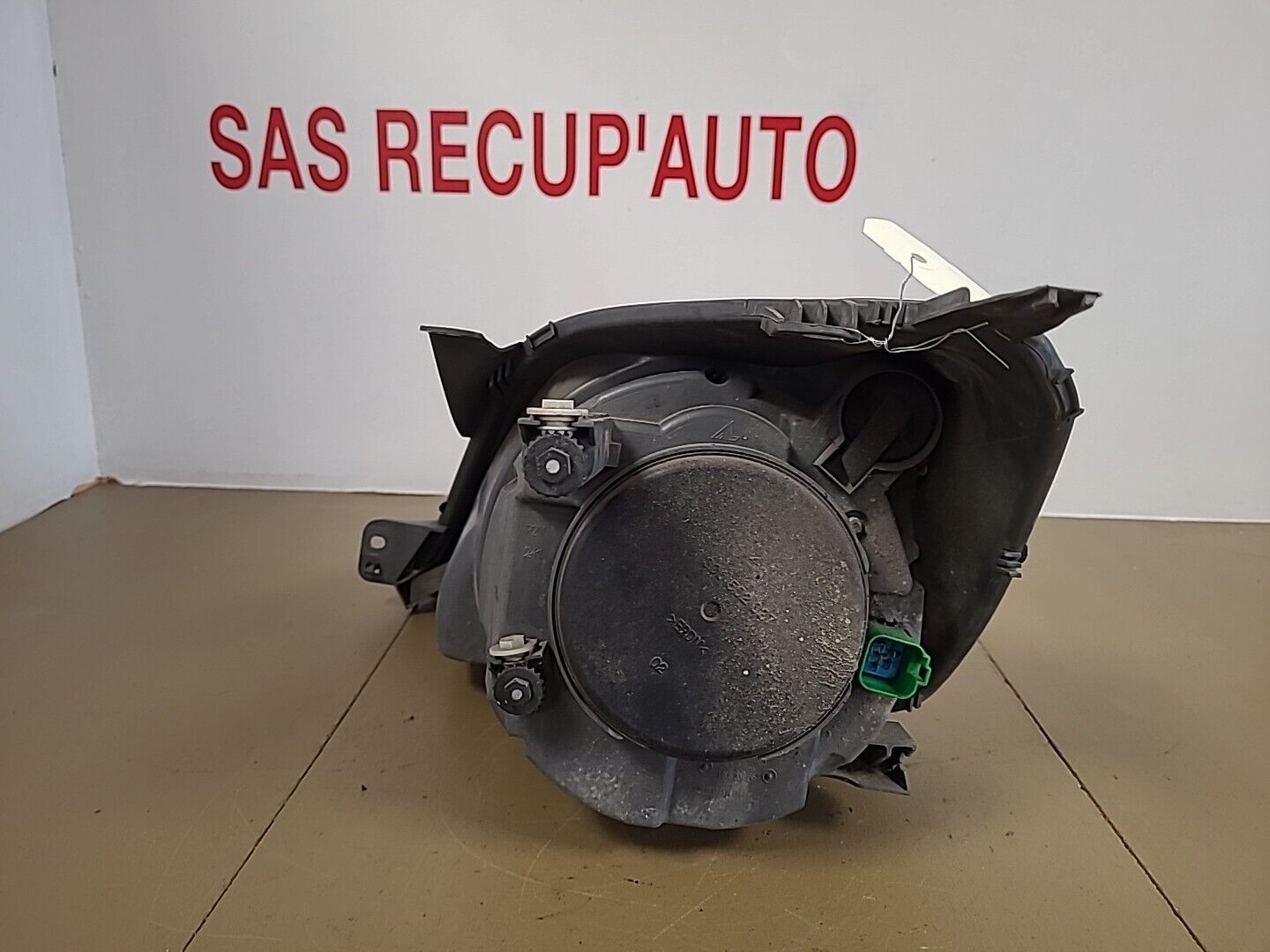 Phare avant droit FORD Fiesta 5 Restyl (2005 - 2008) Ref : 6S6113W029AD – Image 2
