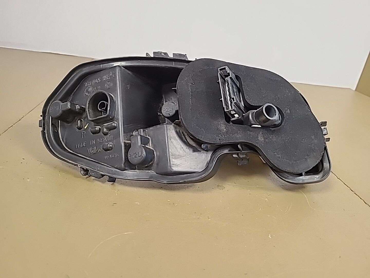 Platine de feu arrière droite VOLKSWAGEN Scirocco 3 Phase 1 (2008-2014) Ref : 1K8945258C – Image 2