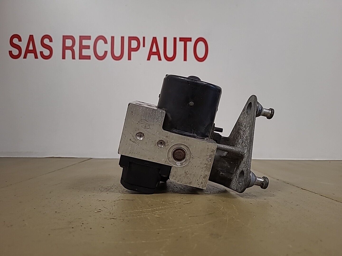 Bloc hydraulique ABS Bosch MERCEDES Classe C (W202) (1993-2000) Ref : A0034313312 – Image 2
