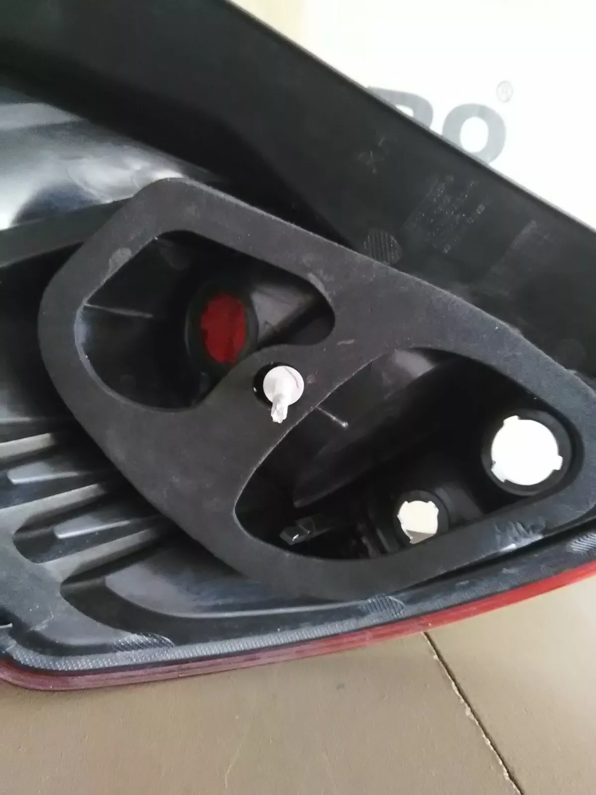 Feu arrière droit FORD Fiesta 6 phase 2 (2012-2017) Ref : 431-19B8R-UE – Image 3