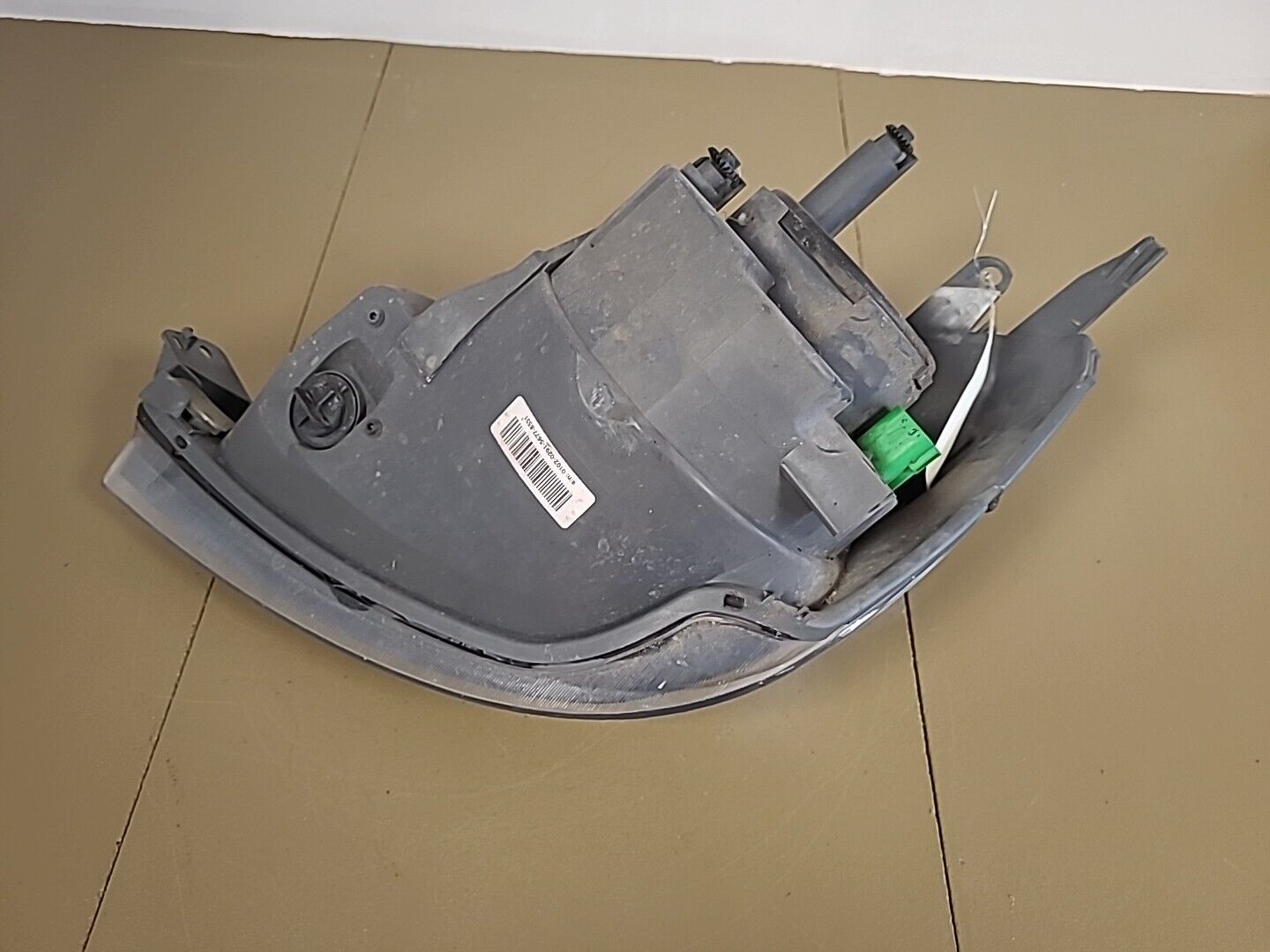 Phare avant droit FORD Fiesta 5 Restyl (2005 - 2008) Ref : 6S6113W029AD – Image 4