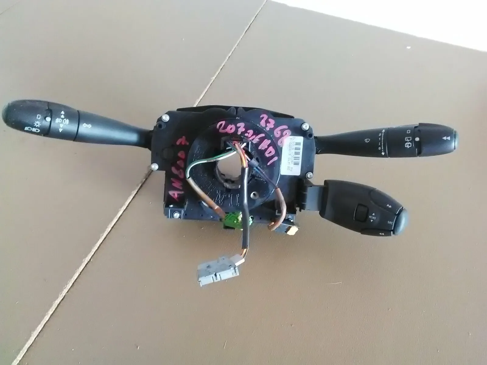 Com2000 Valeo PEUGEOT 207 Phase 1 (2006-2009) Ref : 96630724XT