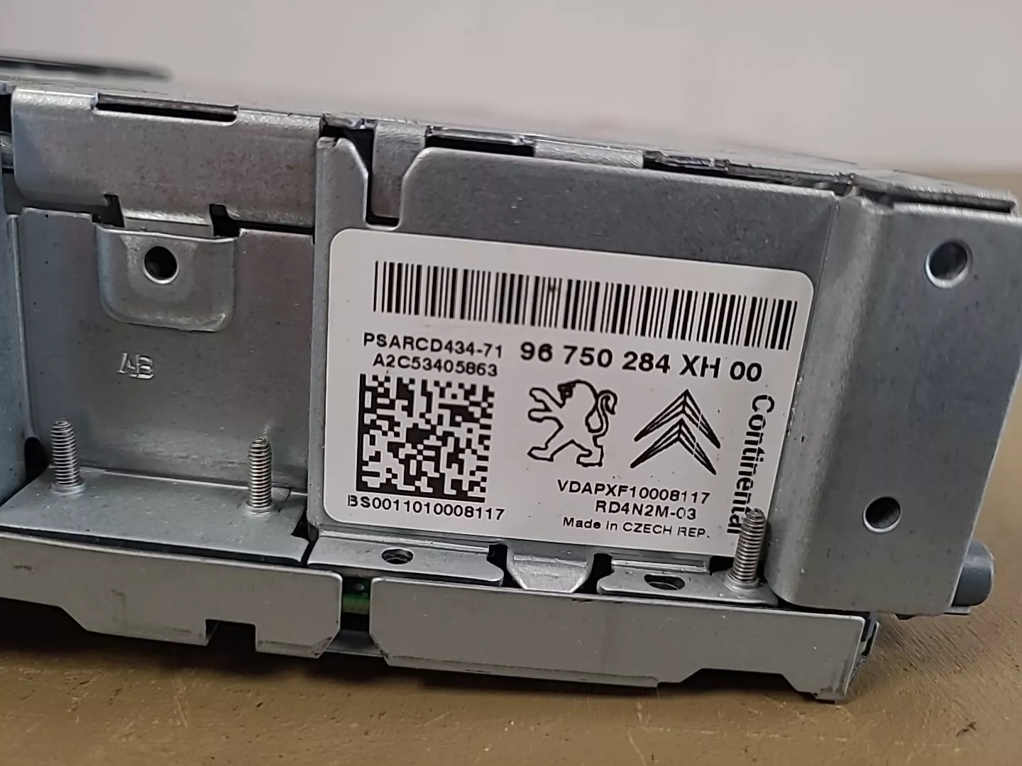 Poste de radio Continental PEUGEOT 308 1 Phase 1 (2007-2011) Ref : 96750284XH – Image 3