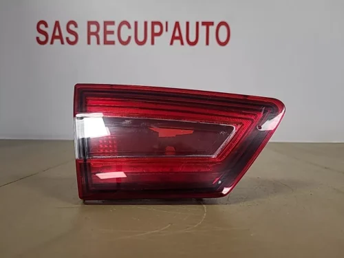 Feu arrière gauche sur hayon RENAULT Clio 4 Phase 1 (2012-2016) Ref : XXX