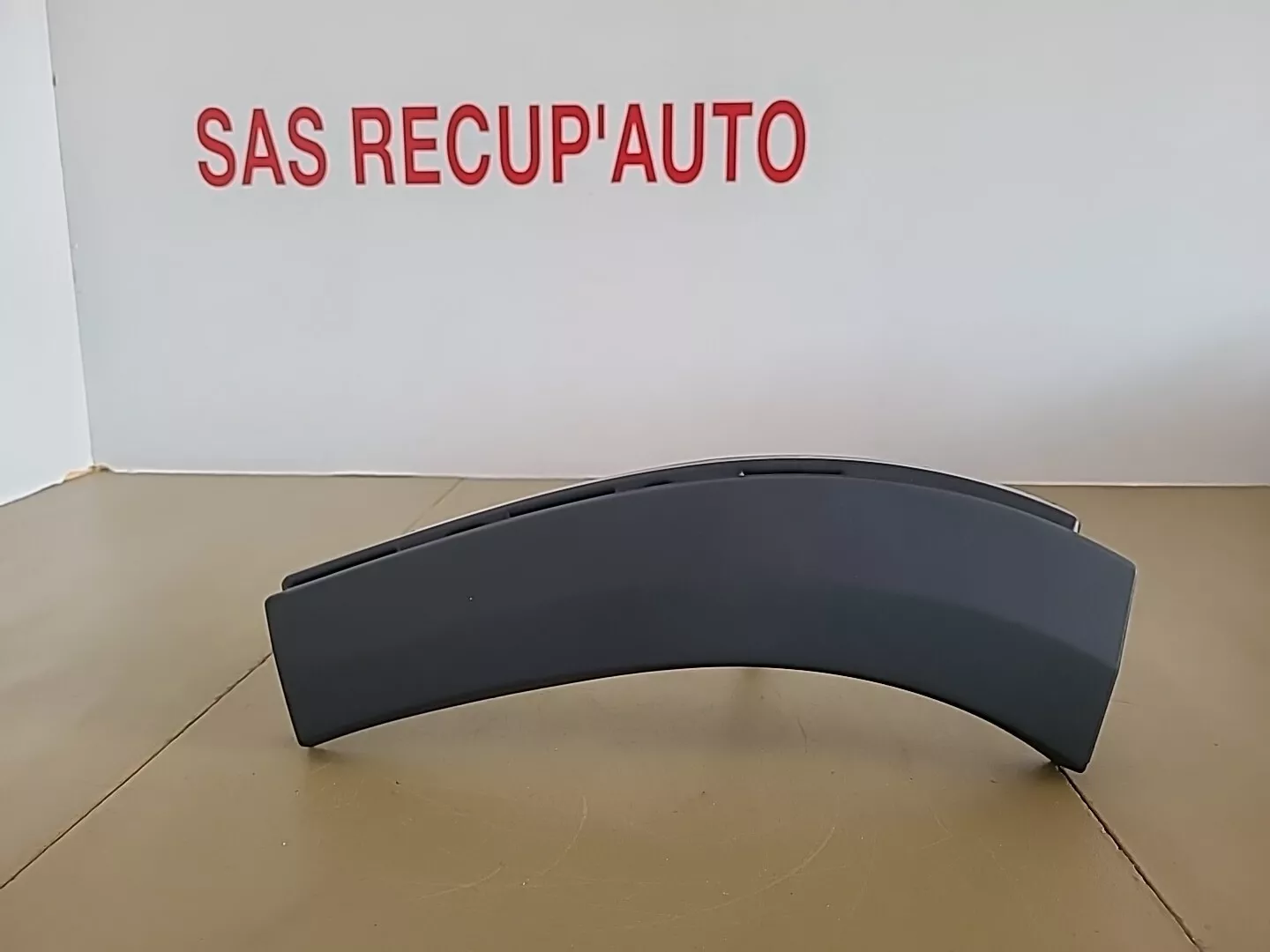 Élargisseur de pare-choc arrière droit PEUGEOT 2008 (2016-2020) Ref : 1617598680
