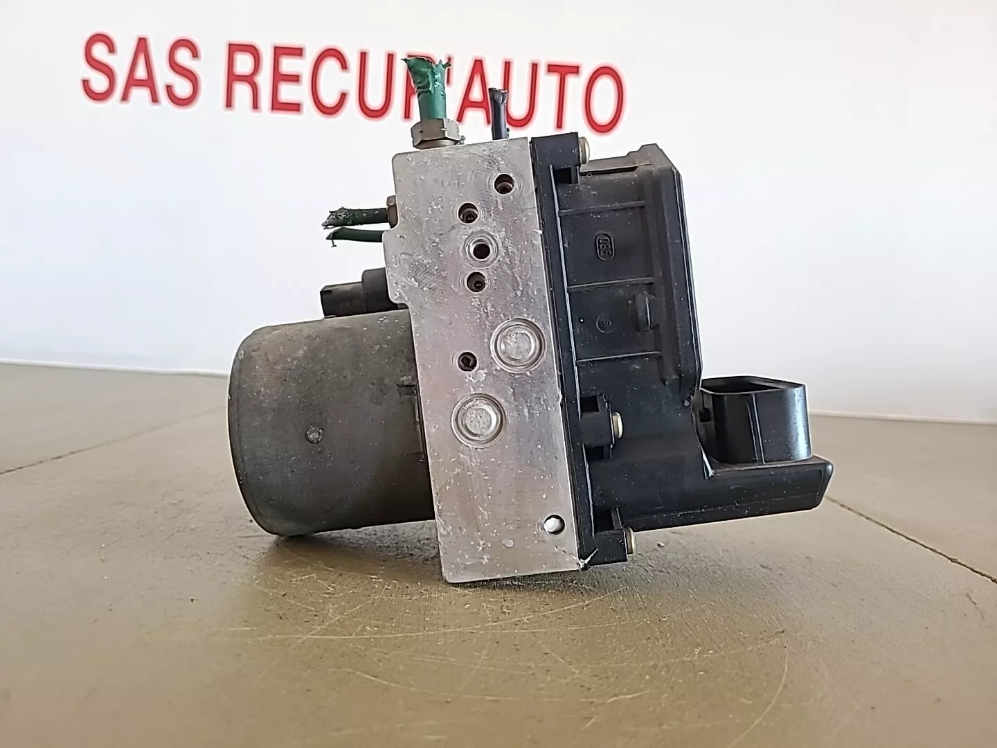 Bloc hydraulique ABS Bosch PEUGEOT 307 1 Phase 1 (2001-2005) 2.0 HDI Ref : 9648435380 – Image 3