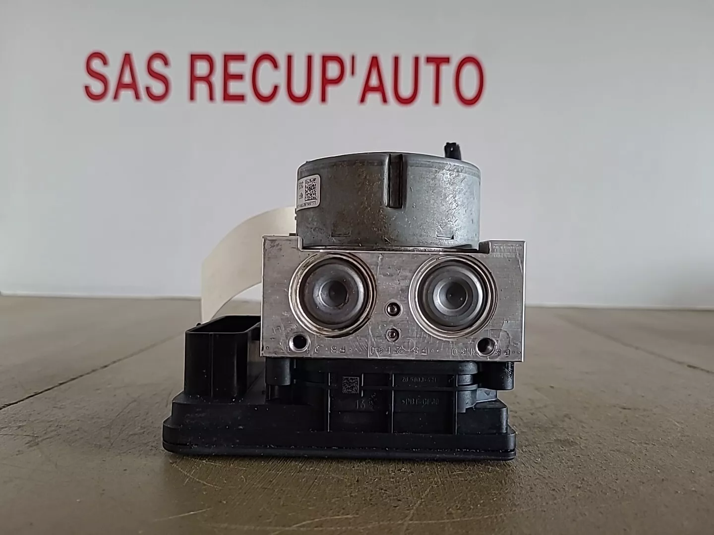 Bloc hydraulique ABS ATE PEUGEOT 208 1 Phase 1 (2012-2015) 1.4 HDI 70cv Ref : 9806891780 – Image 4