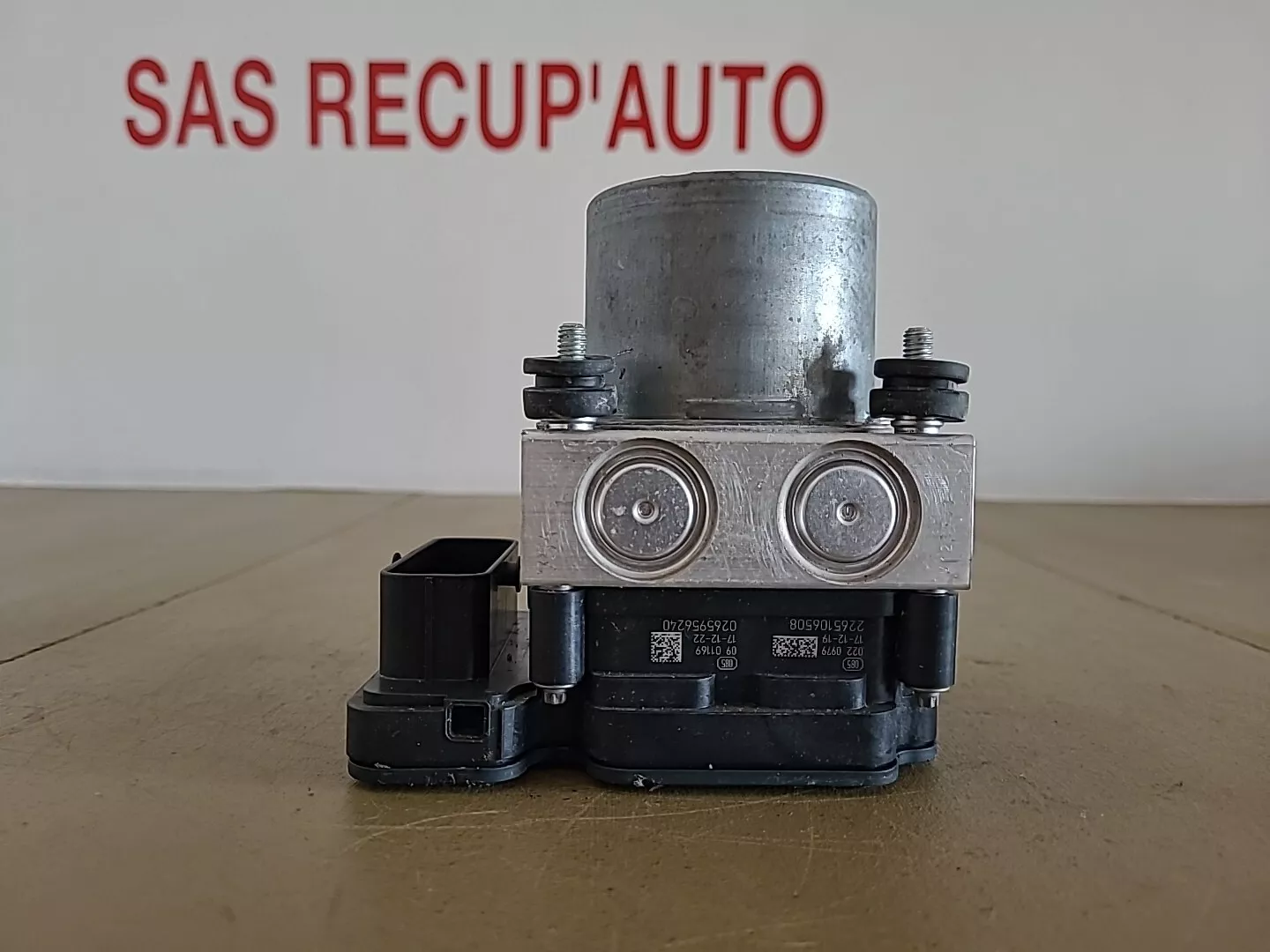 Bloc hydraulique ABS Bosch CITROËN C3 3 (2016-2020) 1.2 Ess Puretech Ref : 9826051380 – Image 3