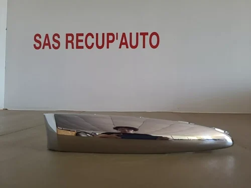 Baguette de pare-choc avant FIAT 500 (2007-2015) Ref : 735642306