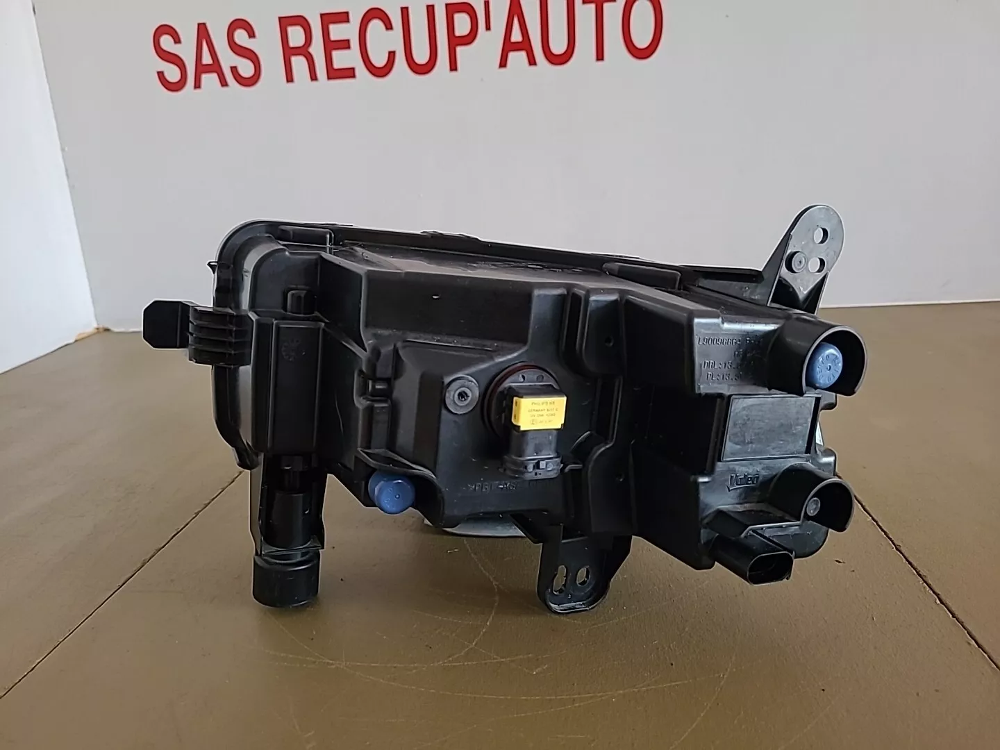 Phare antibrouillard droit VOLKSWAGEN Polo 6 Phase 1 (2017-2021) Ref : 2G094166213S – Image 2
