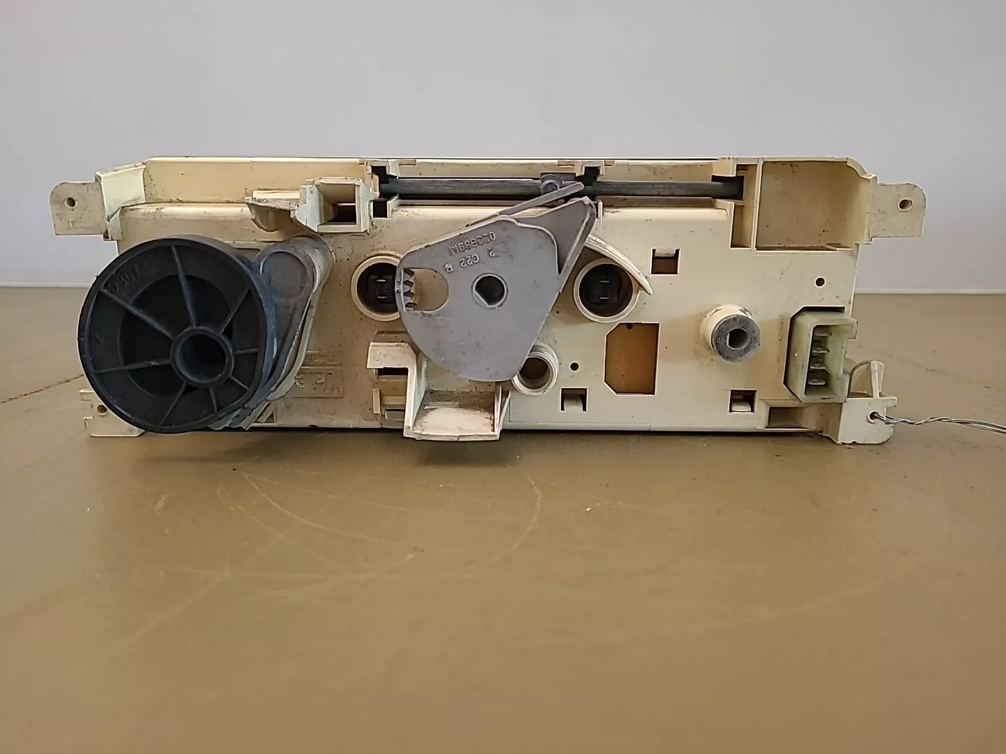 Commande de ventilation et de chauffage PEUGEOT 405 (1987-1996) Ref : XXX – Image 2