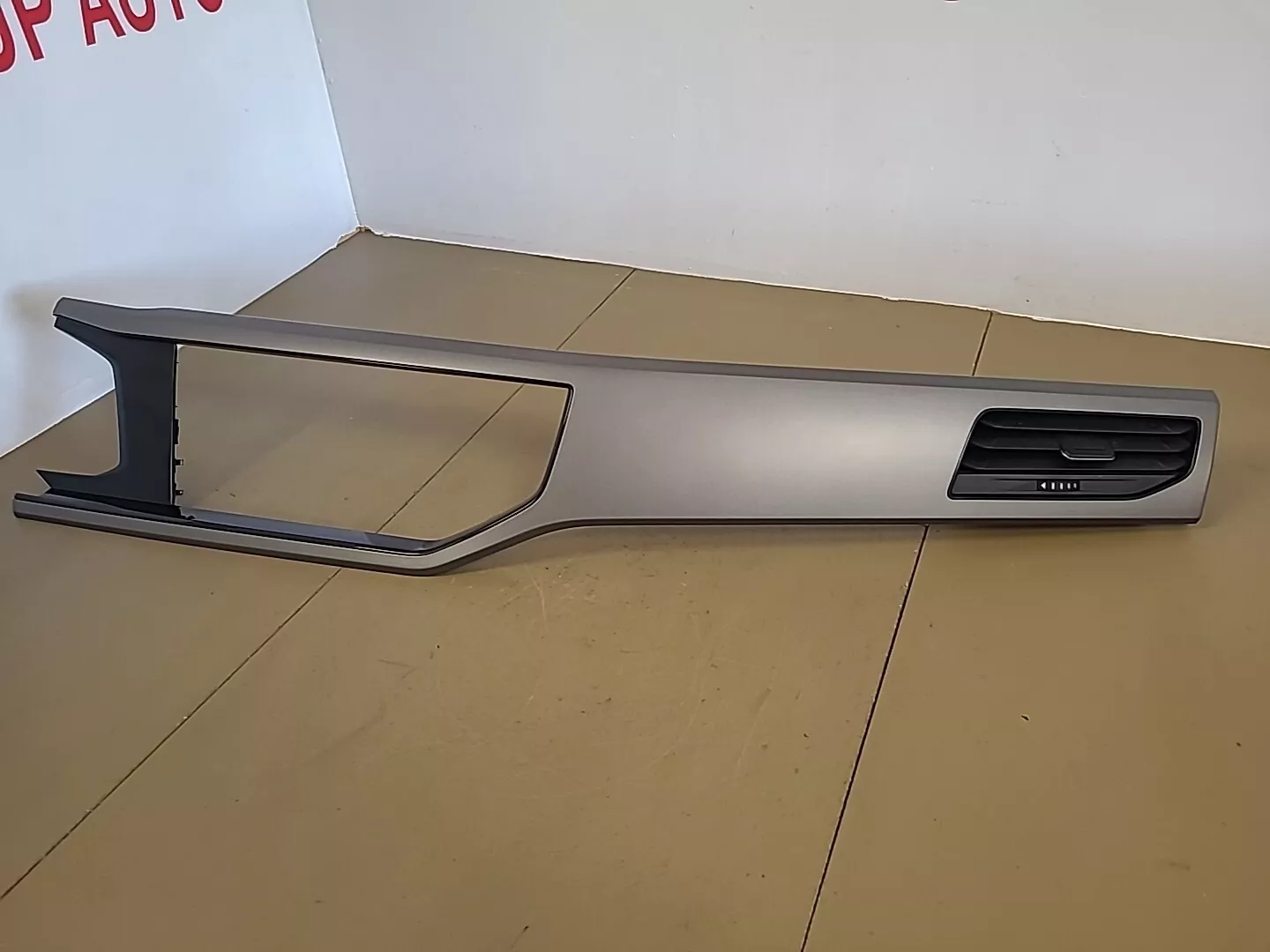 Garniture de tableau de bord VOLKSWAGEN Polo 6 (2017-2021) Ref : 2G1858415 / 2G1858418 – Image 6