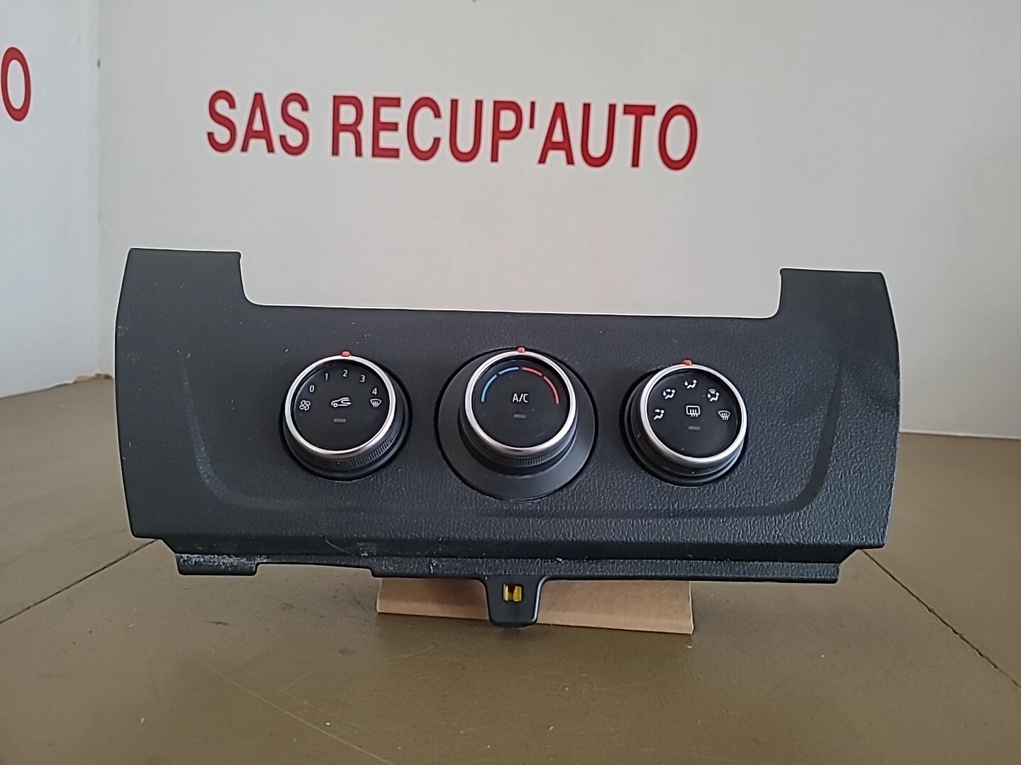 Commande de chauffage NISSAN NV400 (2012-2022) Ref : 275106521R