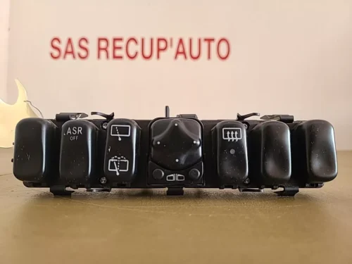 Boutons de commande rétroviseurs et essuie-glaces MERCEDES Classe A W168 (2001-2004) : 1688203610