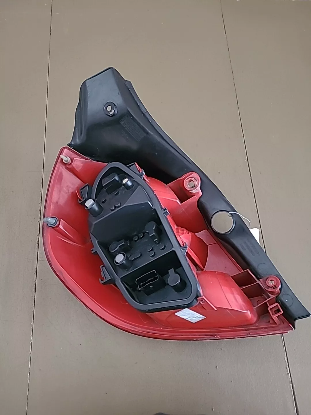 Feu arrière droit RENAULT Clio 3 Phase 1 (2005-2009) Ref : 89035080 – Image 2