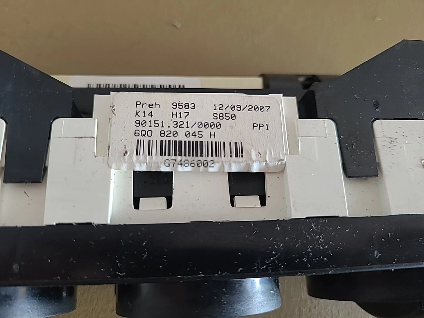 Commande de chauffage VOLKSWAGEN Polo 4 Phase 2 (2005-2009) Ref : 6Q0820045H – Image 3