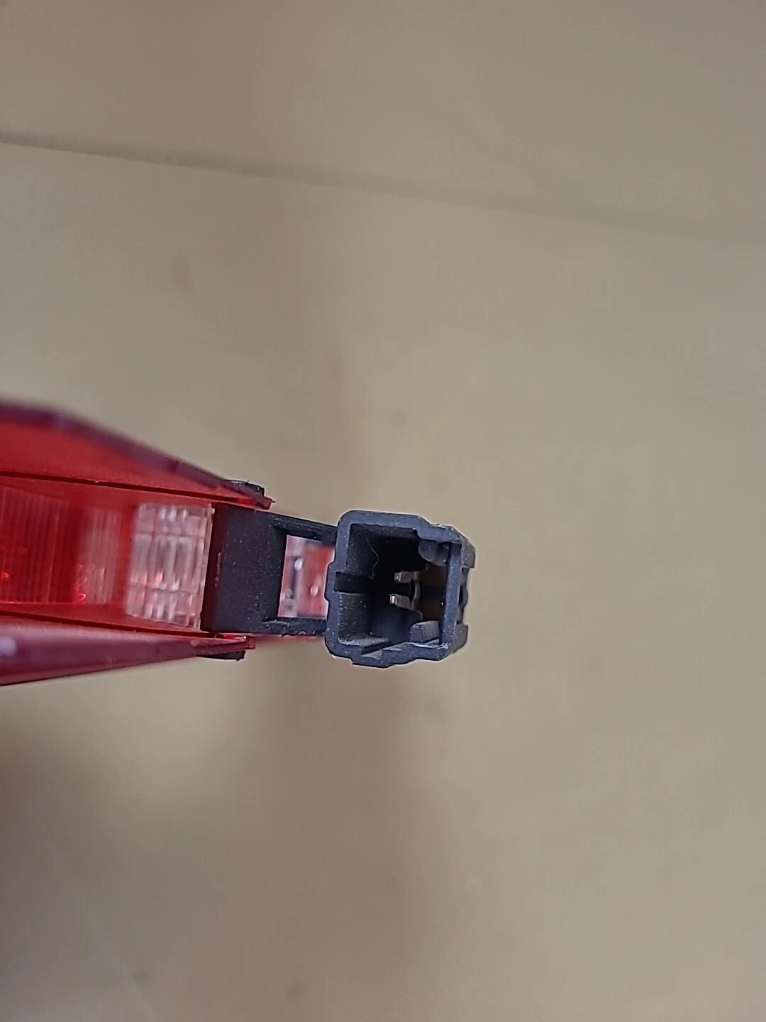 3eme feu stop RENAULT Clio 3 Phase 1 (2005-2009) Ref : 8200245578 – Image 4