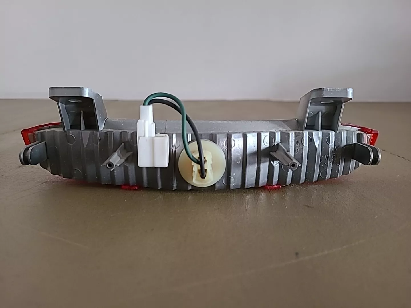 3eme feu stop KIA Picanto 1 Phase 1 (2004-2007) Ref : 92750-075 – Image 4