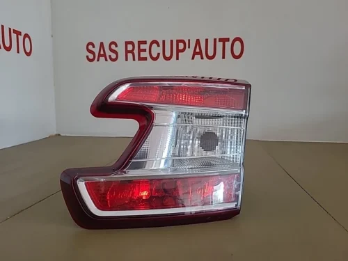 Feu arrière droit sur hayon RENAULT Mégane 3 Estate (2008-2016) Ref : 265500027R