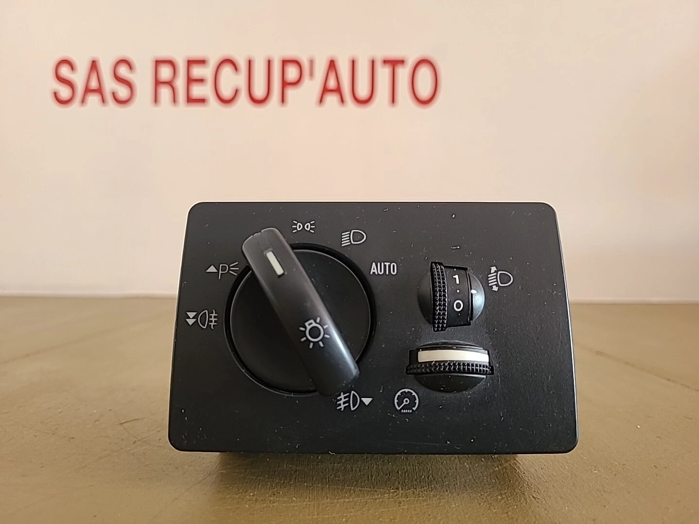 Commande de phare FORD Focus C-Max 1 (2003-2007) Ref : 3M5T13A024CB