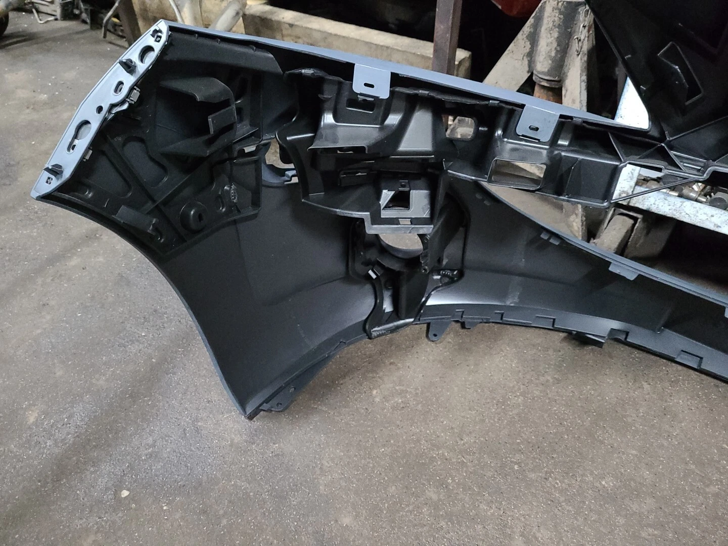 Pare-choc avant PEUGEOT 207 (2006-2014) Ref : 9649581380 – Image 11