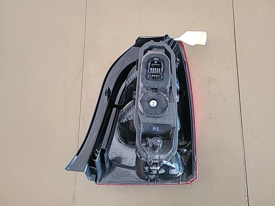 Feu arrière gauche RENAULT Twingo 2 Phase 1 (2007-2011) Ref : 8200387888 – Image 2