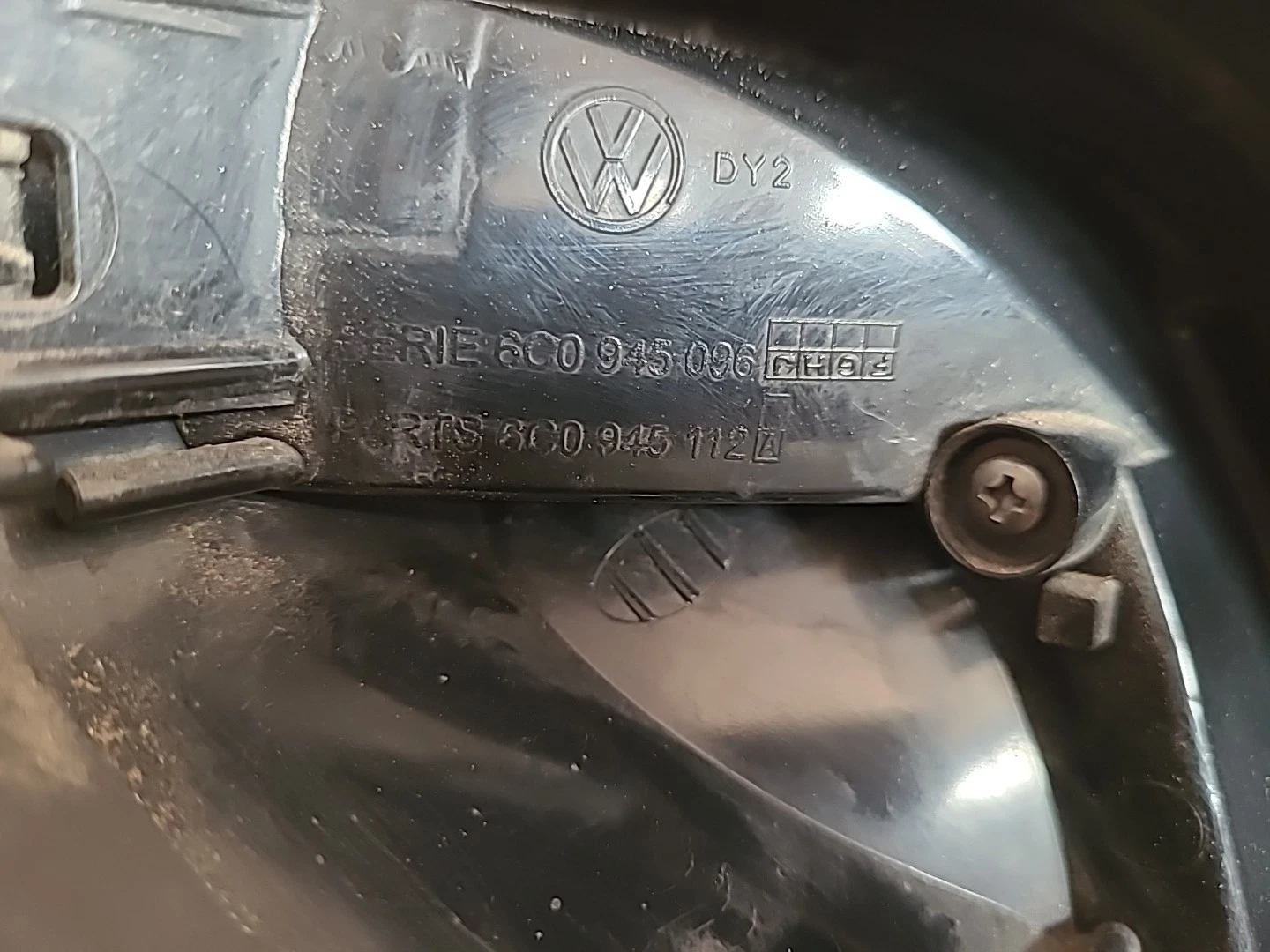 Feu arrière droit VOLKSWAGEN Polo 5 Phase 2 (2014-2017) Ref : 6C0945096F – Image 4