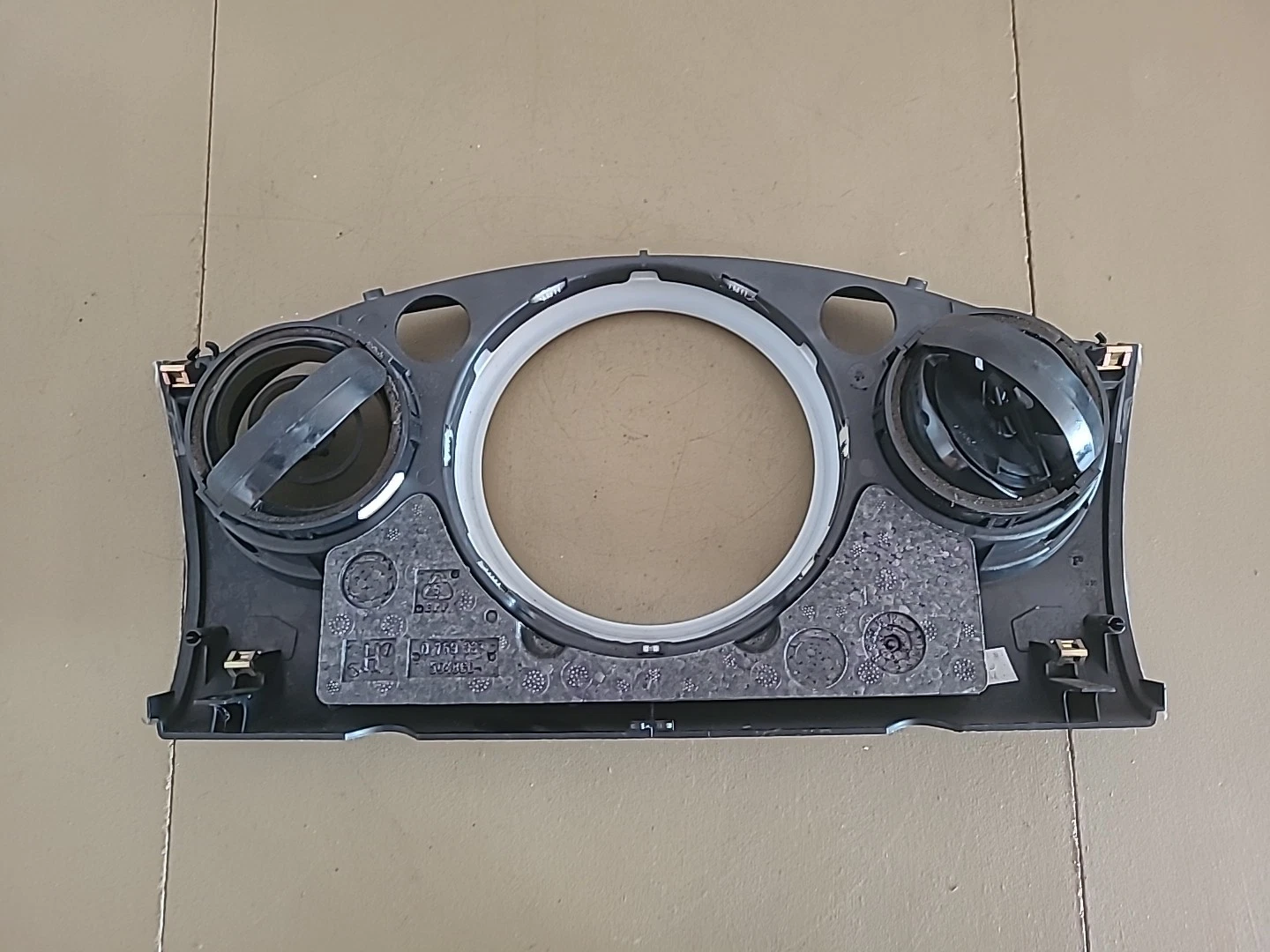Moulure de console centrale MINI R50/R53 (2001-2006) Ref : 391100133B – Image 2